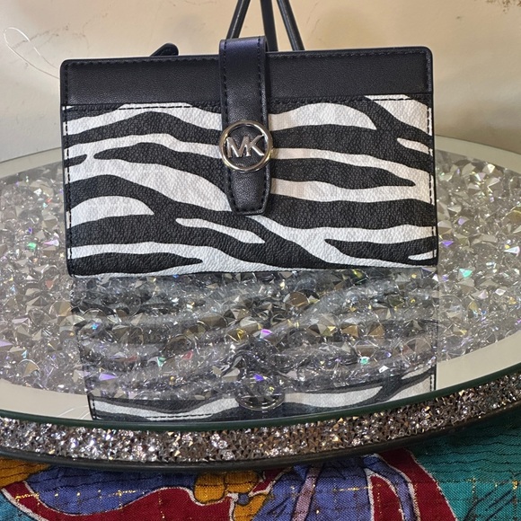 MICHAEL Michael Kors Handbags - NWT - Michael Kors Greenwich Medium Zebra Snap Wallet. Retail $258.00